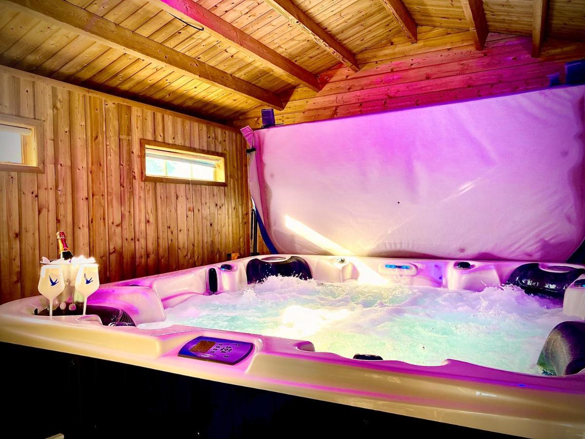 Beautiful Hot Tub Suite In ليثام سانت أنيه المظهر الخارجي الصورة