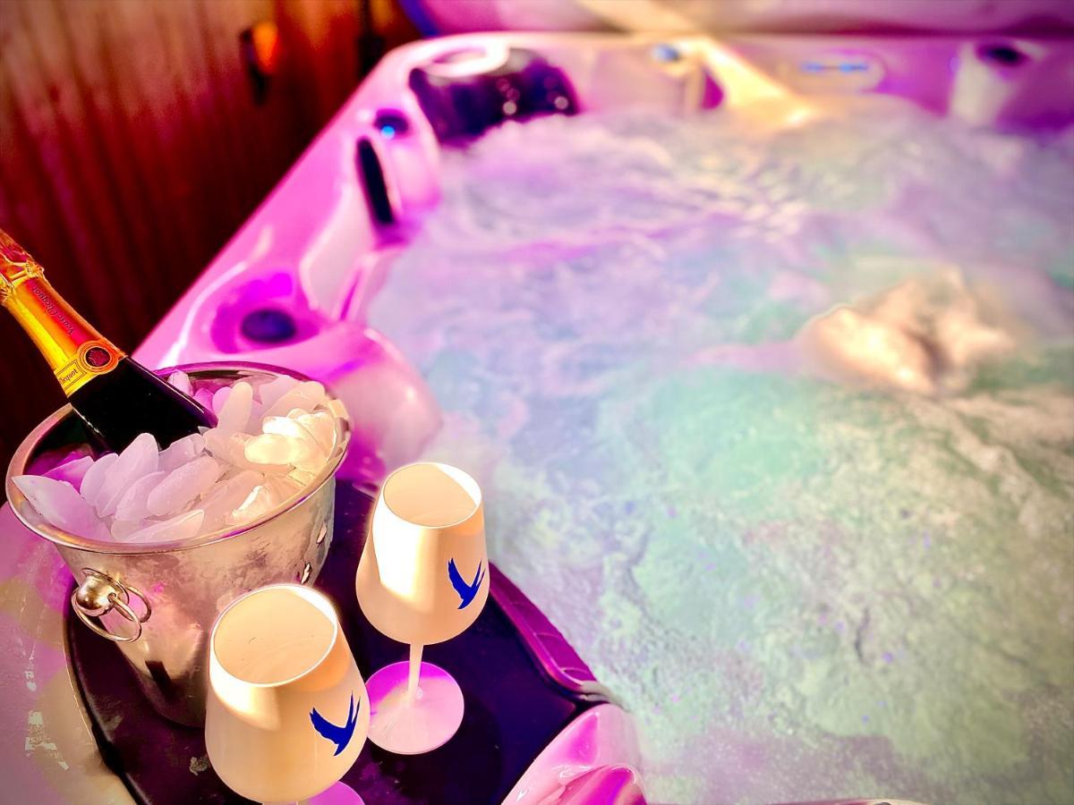 Beautiful Hot Tub Suite In ليثام سانت أنيه المظهر الخارجي الصورة